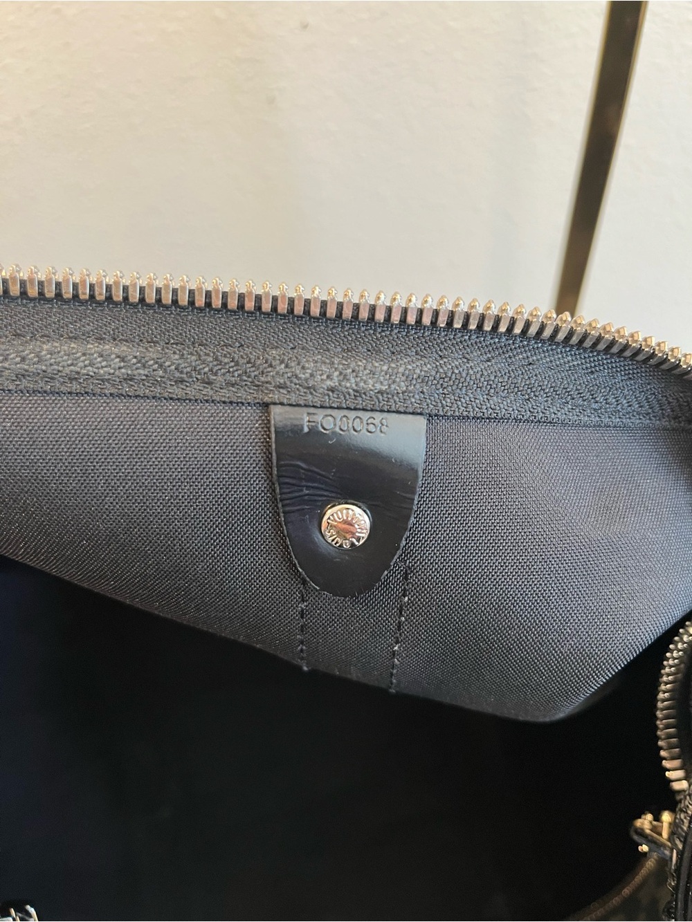 Louis Vuitton Keepall Bandouliere 55 - Picture 16 of 16